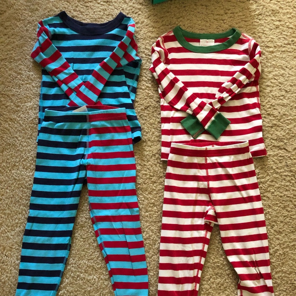 2 pair Hanna Anderson Jammie’s, excellent used condition.